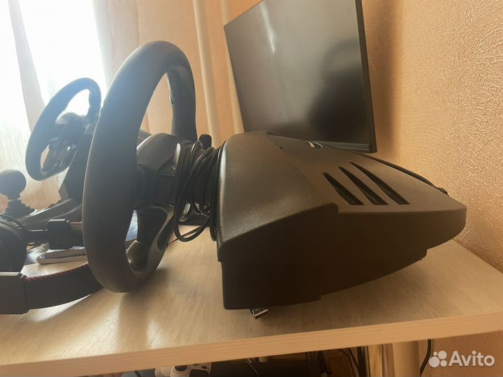 Игровой руль thrustmaster ferrari GT Experience