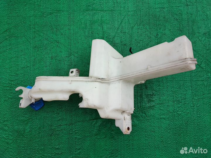 Бачёк омывателя лобового стекла VW Passat сс