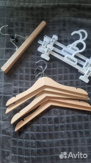Вешалки плечики IKEA детские деревянные