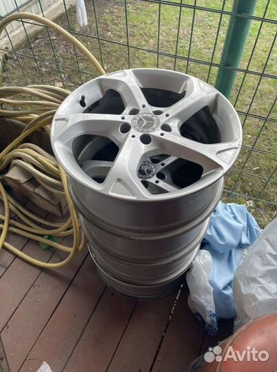 Диски на mercedes r18 gla
