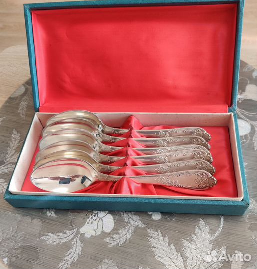Набор столового серебра
