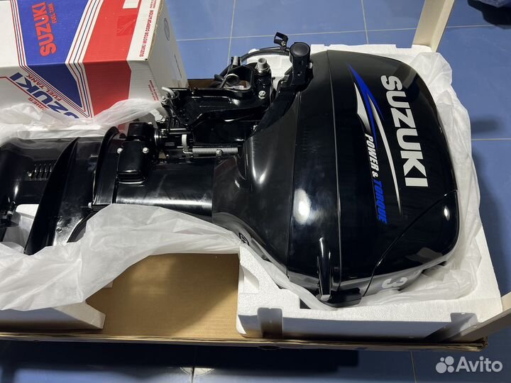Лодочный мотор Suzuki (Сузуки) DT 30 RS витринный
