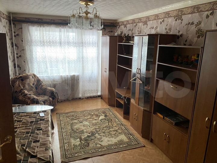 2-к. квартира, 42 м², 3/5 эт.