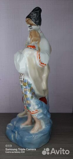 Фарфоровая статуэтка Майская ночь зхк Полонне