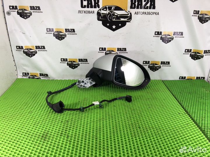Зеркало заднего вида боковое правое R
