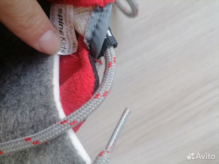 Лыжные ботинки детские