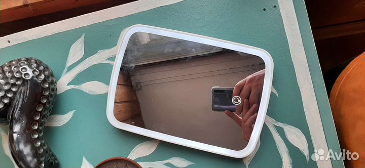 Зеркало настольное с подсветкой