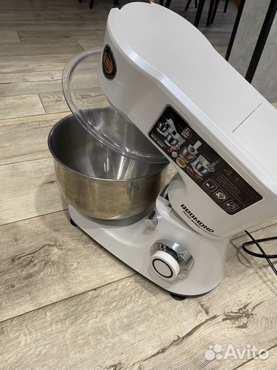 Кухонная машина redmond rkm-4050