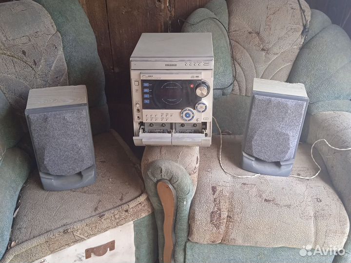 Музыкальный центр samsung