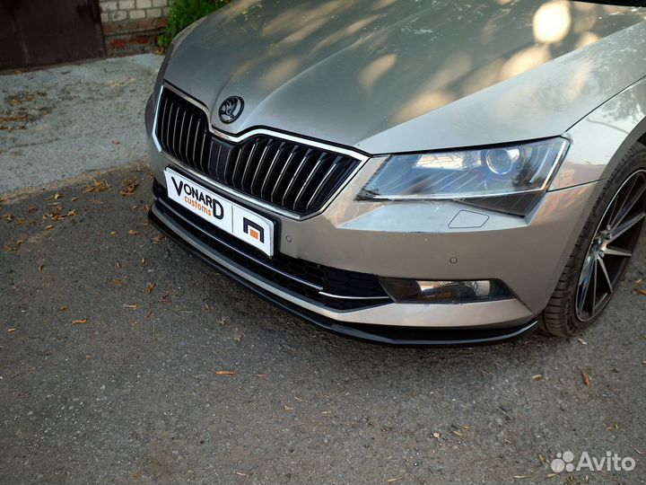 Сплиттер переднего бампера Skoda Superb 3 - текстура