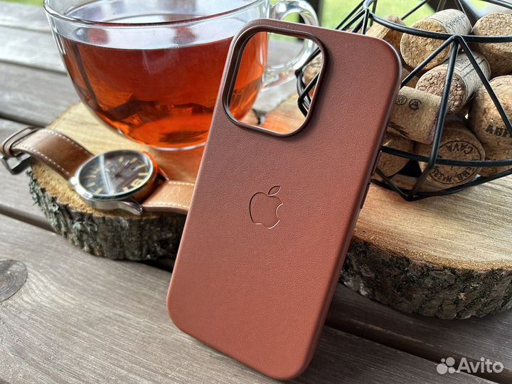 Чехол iPhone 14 Pro Кожаный