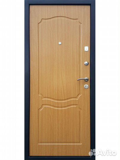 Входная дверь