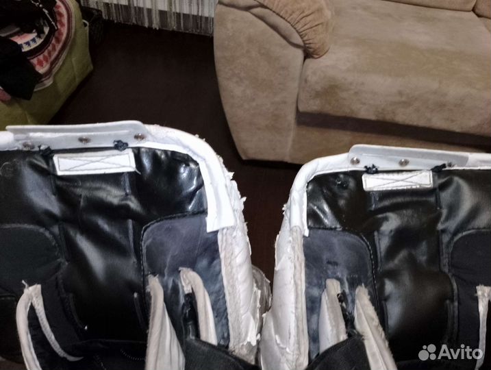 Хоккейные вратарские щитки