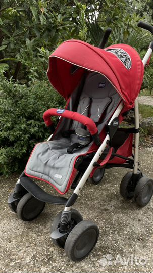 Прогулочная коляска chicco