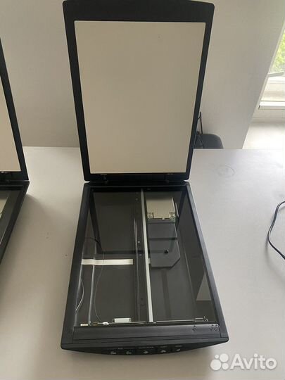 Сканер Canon lide 110