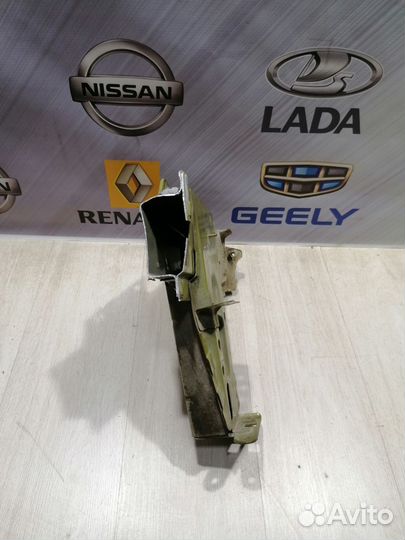 Лонжерон Renault sandero stepway 2 Прав