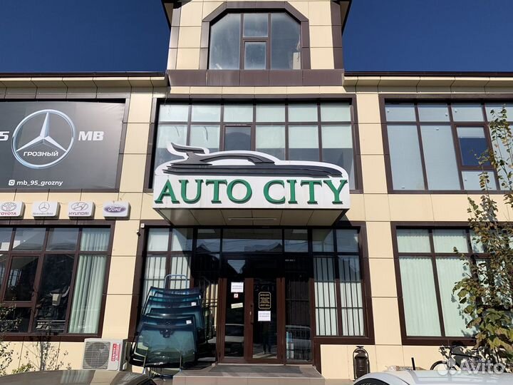 Пыльник на Toyota Camry v70