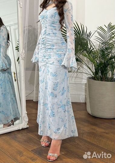 Вечернее платье