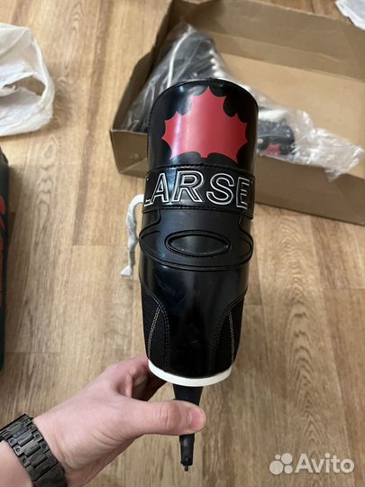 Коньки хоккейные larsen 42 размер