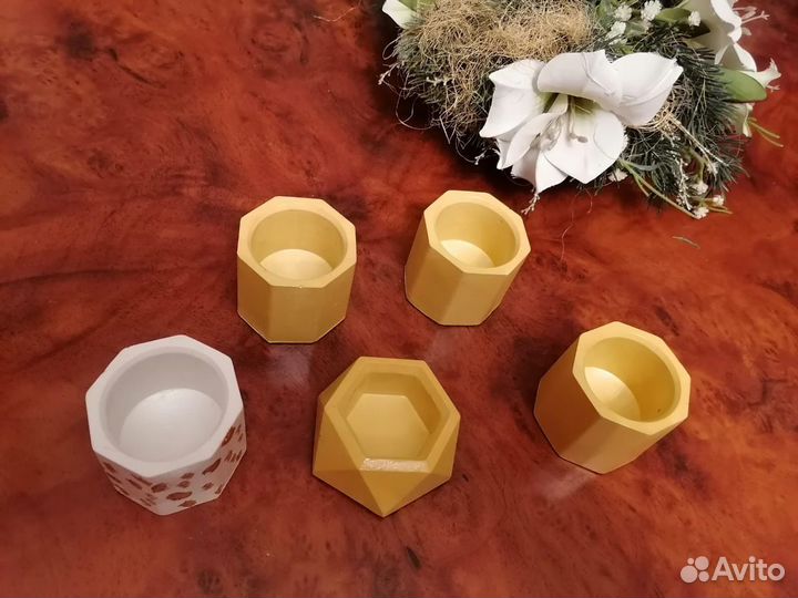 Декор из гипса