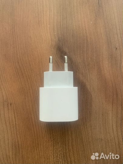 Блок зарядки iPhone 20w