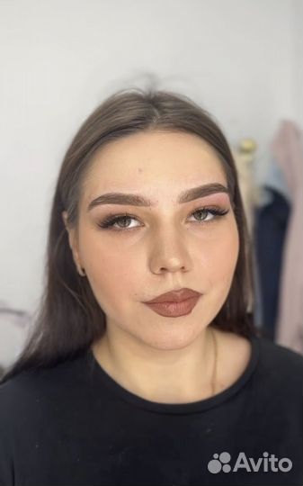 Мастер бровист