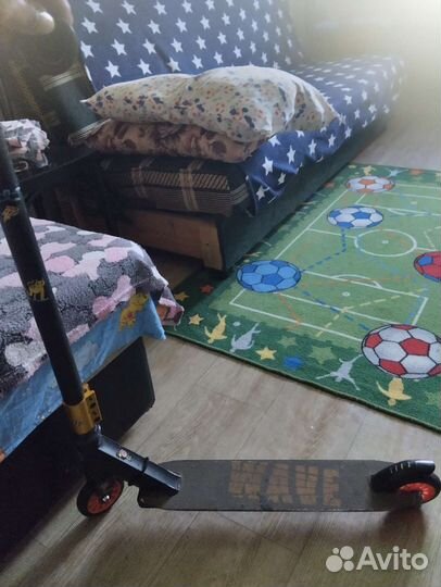 Трюковой самокат