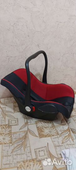 Автомобильное детское кресло от 0 до 18 кг