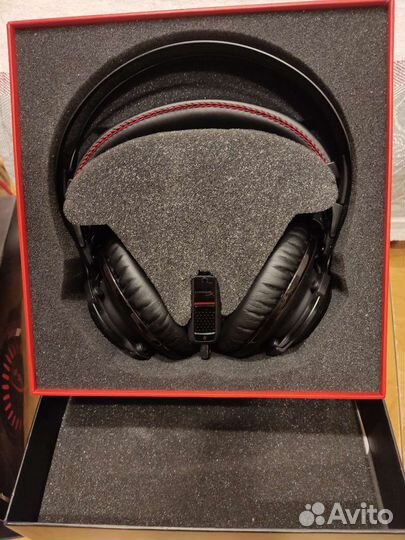 Наушники HyperX Cloud Revolver HX-hscr-BK/AS