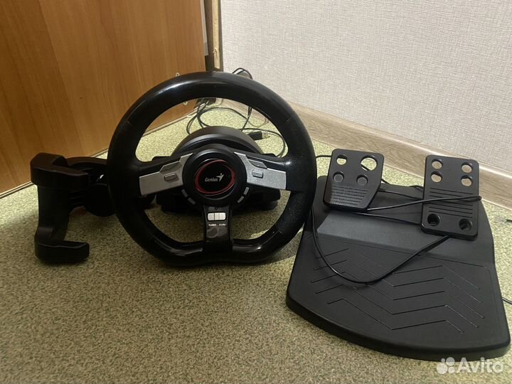 Игровой руль genius