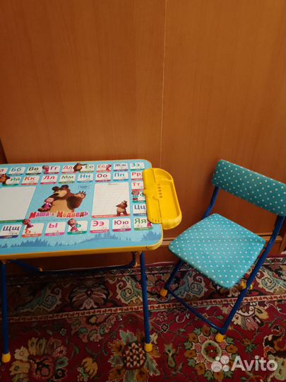 Детский столик и стульчик