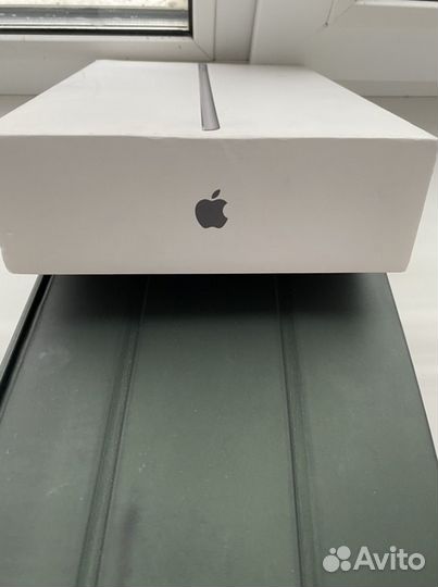 iPad 6 2019 32гб на запчасти