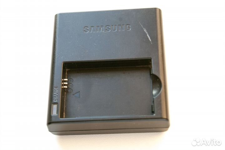 Зарядное устройство Samsung BC1310 без кабеля