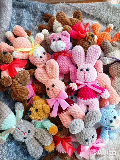 Игрушки ручной работы (мишки зайки котики)