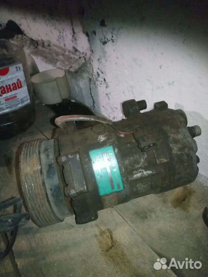 Компрессор автомобильный