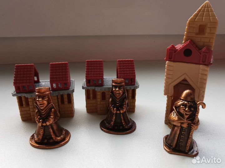 Старый замок киндер металл 90е