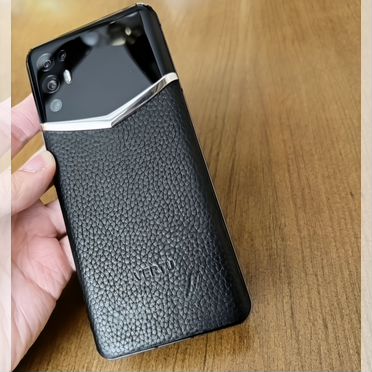 Vertu iVertu 5G Jade Black Calf, 12/512 ГБ, 2 SIM
