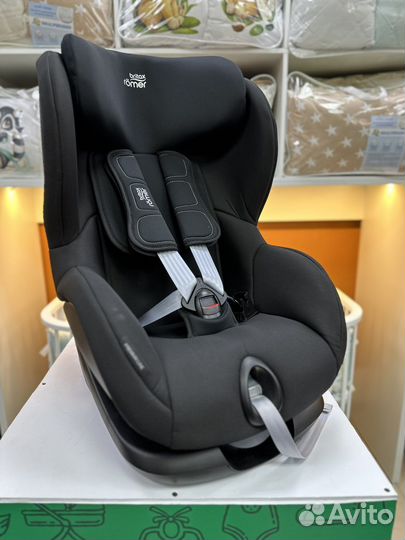 Автокресло Britax Roemer trifix2 i size (9-18кг)