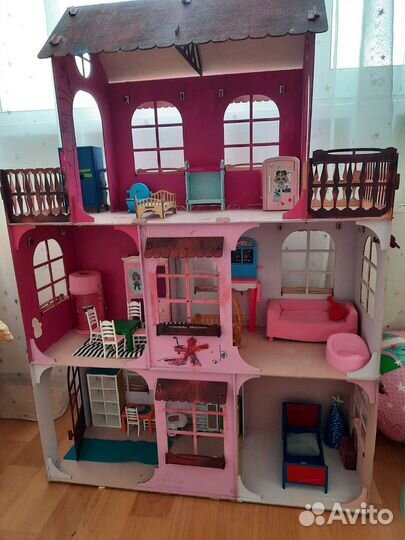 Домик кукольный