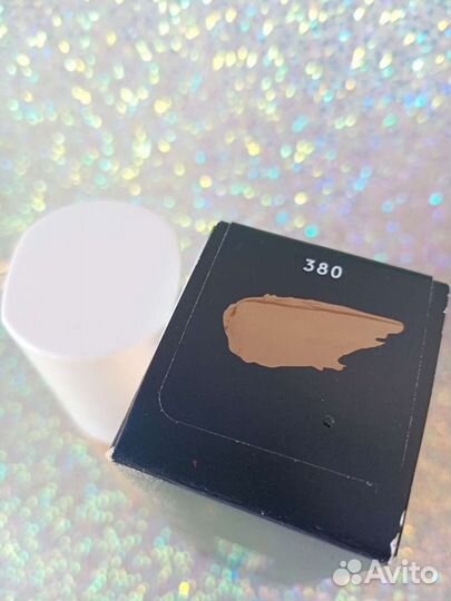 Тон основа Fenty 380