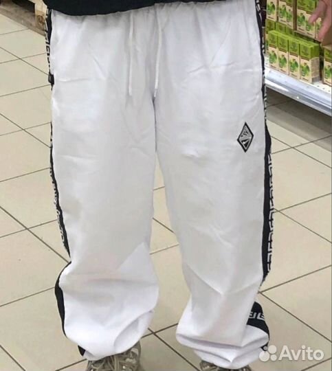 Спортивные штаны nike