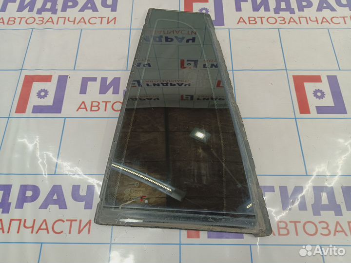 Стекло двери задней левой форточка Mercedes-Benz G