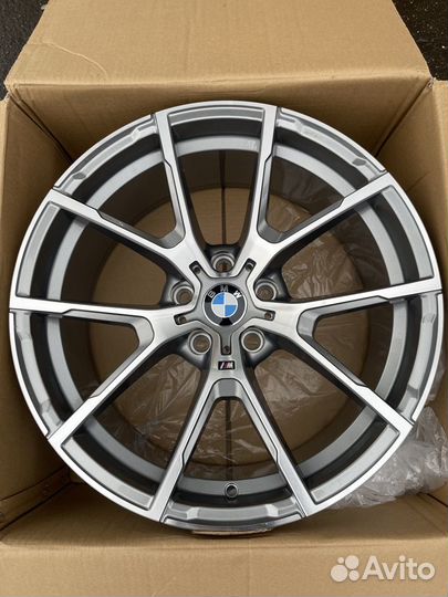 Диски R18 728M BMW G20 G30 Одной ширины