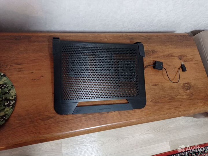 Подставка с охлаждением для ноутбука
