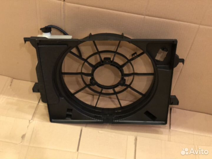 Диффузор радиатора Solaris 1 / Kia Rio 3