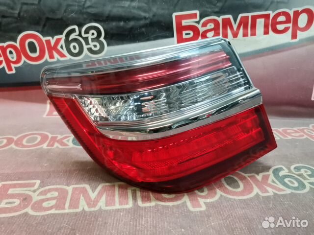 Фонарь задний левый Toyota Camry