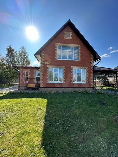 Дом 202 м² на участке 14 сот.