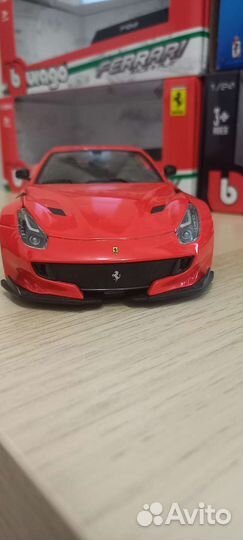 Ferrari F12 tdf bburago 1/24
