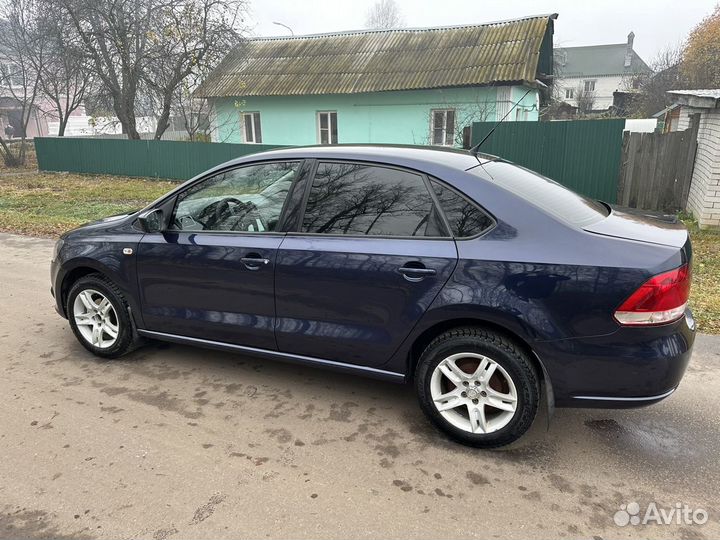 Volkswagen Polo 1.6 AT, 2011, 217 000 км