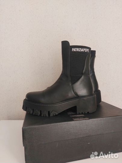 Patrizia pepe ботинки 39
